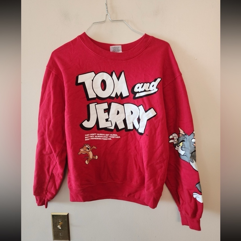 Tom And Jerry Sweatshirt Womens Large Red Long Sleeve Graphic Pullover xs
